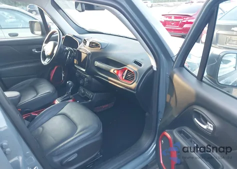 2018 Jeep Renegade Trailhawk 4X4 из США, поврежденный, VIN ZACCJBCB9JPH10531